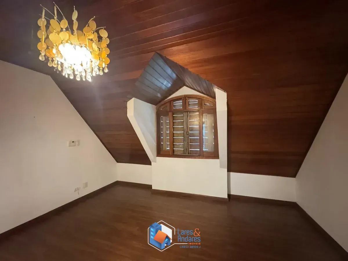 Imagem Casa para venda em Planalto Paulista com 4 quartos, sendo 4 suítes, 509m²