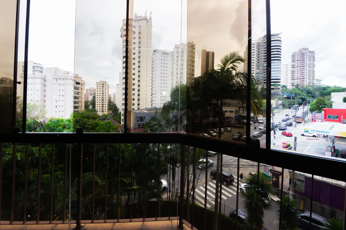 Imagem Apartamento para venda em Vila Andrade com 4 quartos, sendo 3 suítes, 172m2