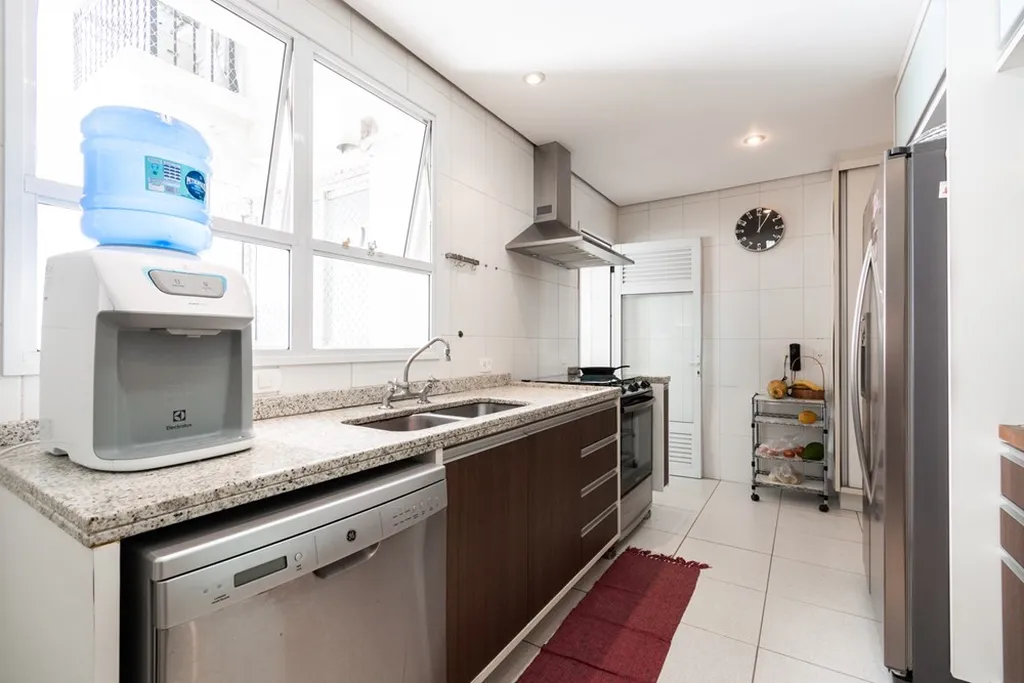 Imagem Apartamento à venda em São Paulo, Campo Belo, com 4 quartos, 216m2