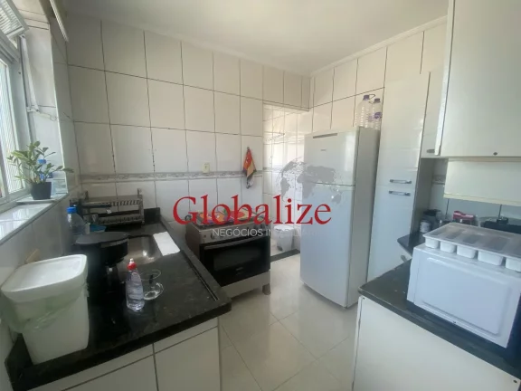 Imagem Apartamento a venda com 70m², 2 quartos, elevador, quadra da praia por R$460.000,00 no Boqueirão em Santos