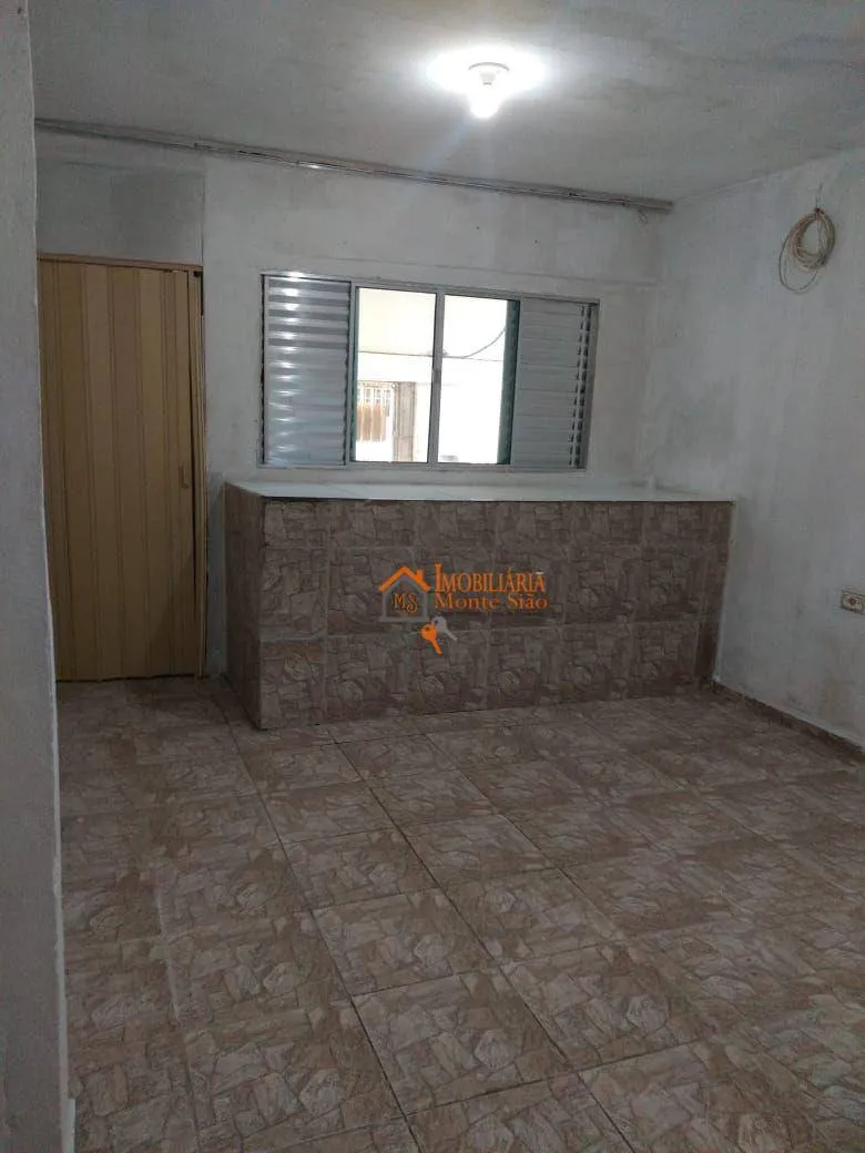 Imagem Sobrado com 3 dormitórios à venda, 250 m² por R$ 373.000,00 - Jardim IV Centenário - Guarulhos/SP