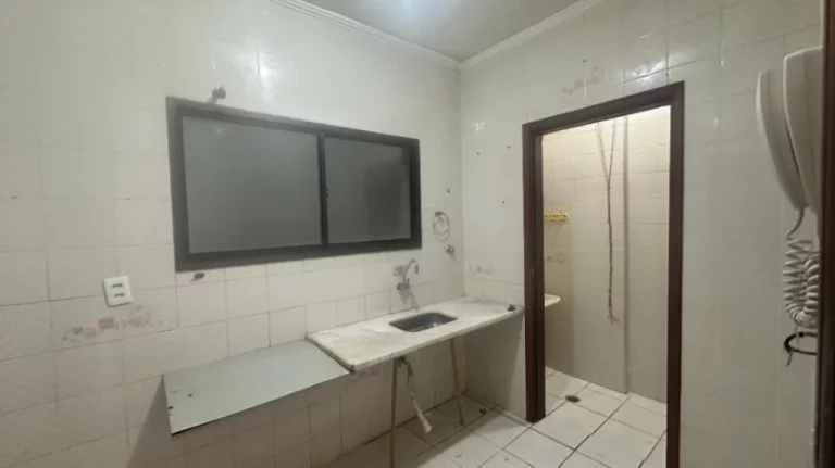 Imagem APARTAMENTO NA GUILHERMINA 1 DORMITÓRIO 1 VAGA!!!