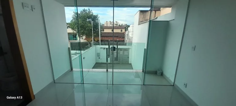 Imagem Casa para Locação em Santa Amélia BH, 3 Quartos, 105m²
