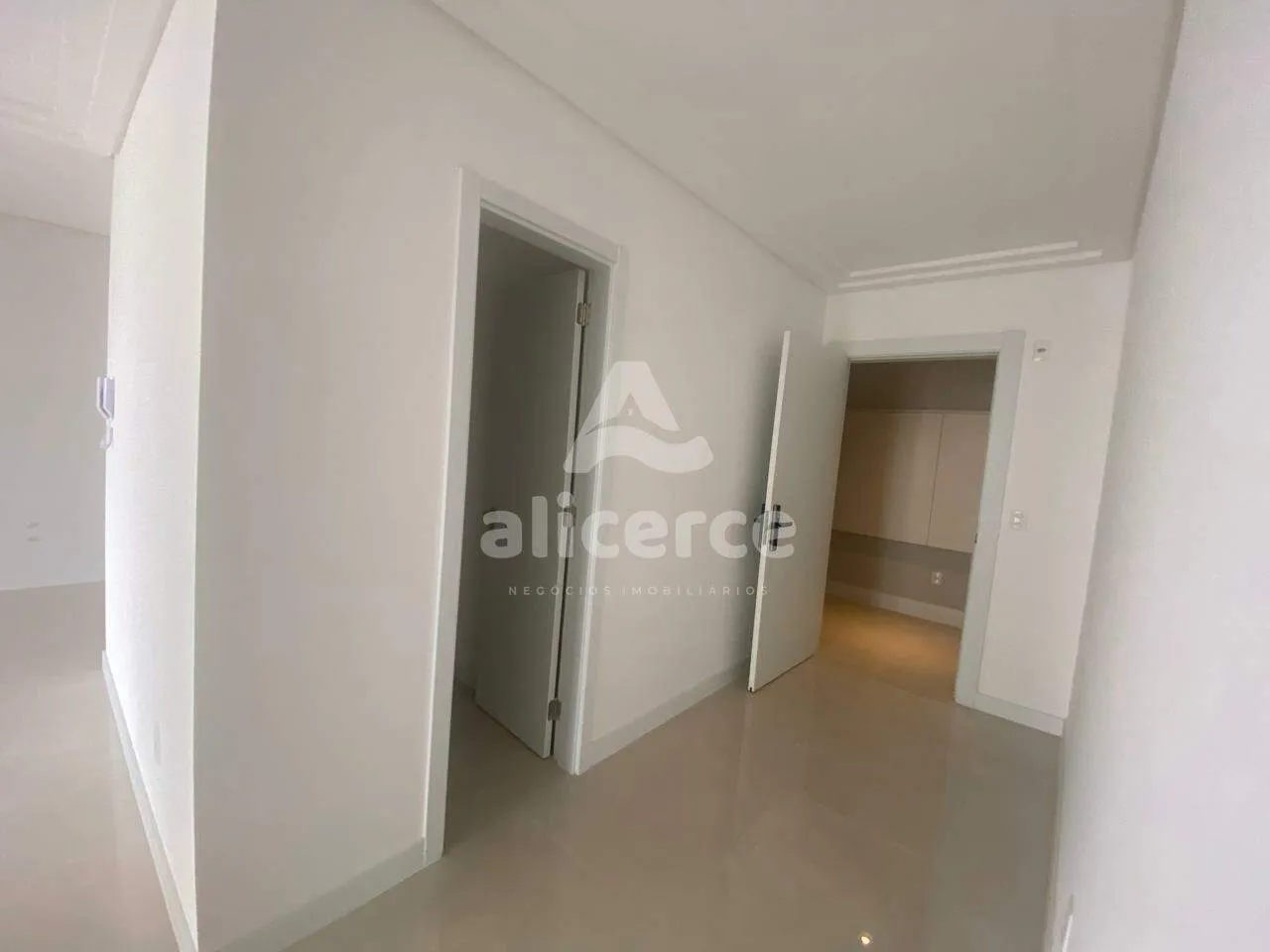 Imagem Apartamento com 03 dormitorio e 03 suítes + lavado, Condições Super Especiai!!!