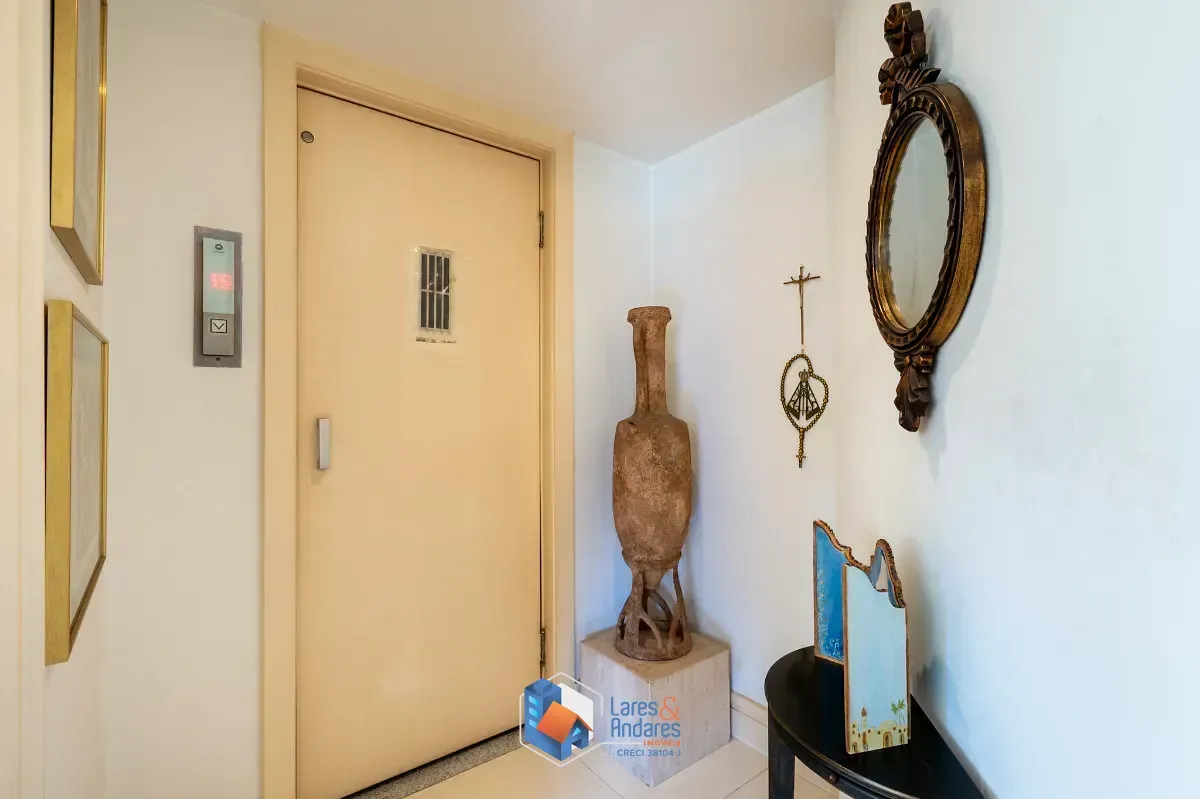 Imagem Apartamento para venda em Vila Suzana com 3 quartos, sendo 1 suíte, 140m²