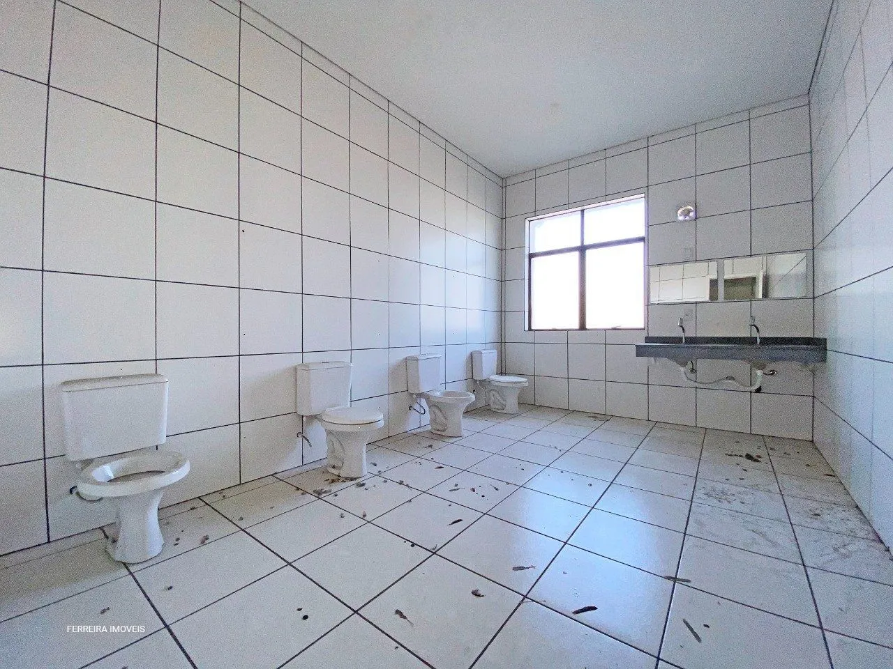Imagem Predio para Venda - 2297m², 0 dormitórios, 20 vagas - Floresta