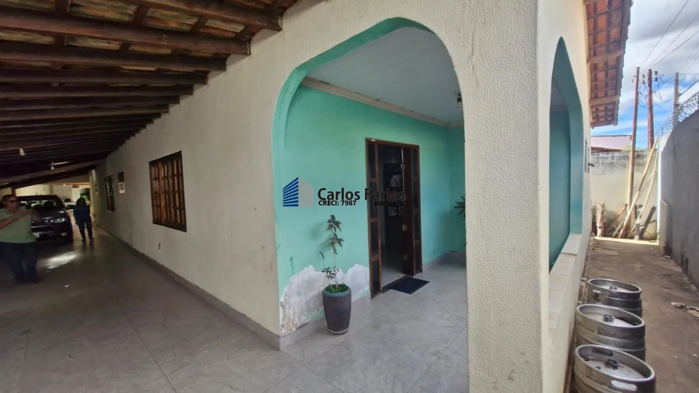 Foto do imóvel Casa para Venda em Brasília, Centro (São Sebastião), 4 dormitórios, 1 suíte, 2 banheiros, 6 vagas em Rua 60, 150 - Centro (São Sebastião), Brasília - DF
