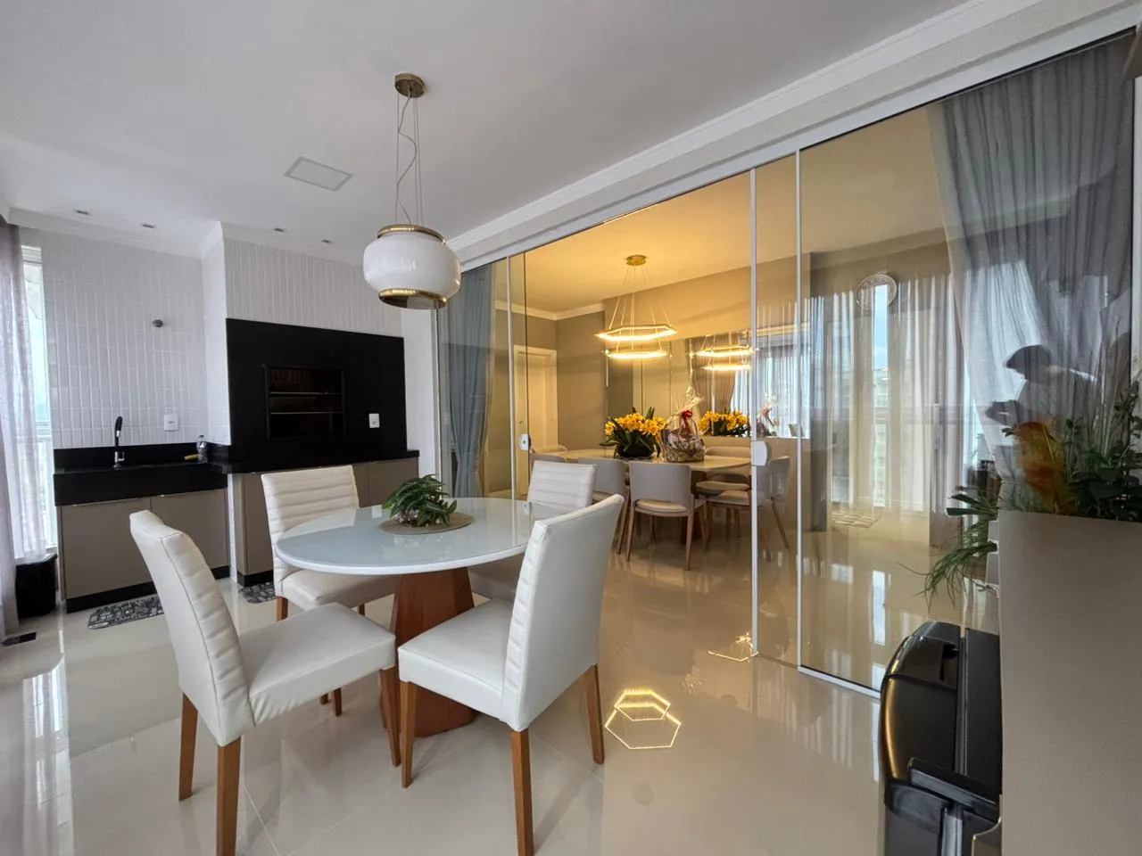 Imagem Apartamento à venda com 130m2 por R$ 2.700.000,00
