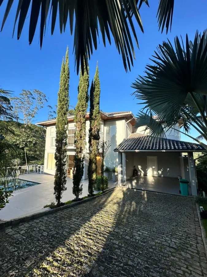 Imagem Casa em Condomínio para Venda em Petrópolis / RJ no bairro Mosela