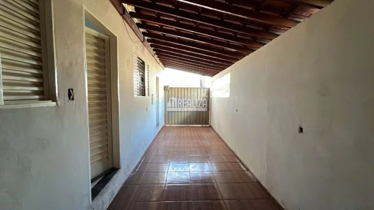 Imagem Casa à venda no bairro Jardim América, Uberaba - 4 dormitórios, área de lazer e churrasqueira!