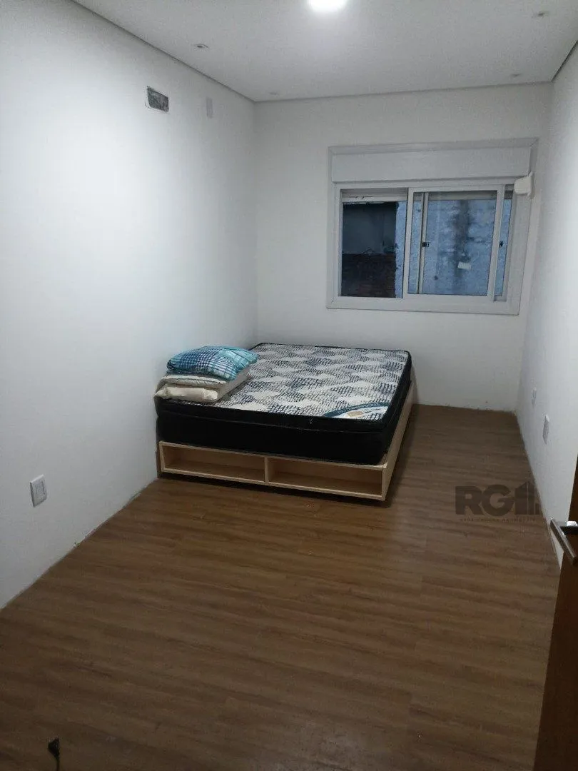 Imagem Casa Em Condomínio 3 quartos no bairro Nonoai, em Porto Alegre
