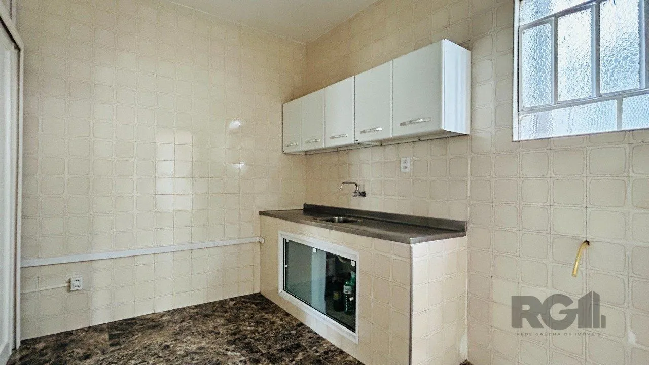 Imagem APARTAMENTO GARDEN 3 DORMITÓRIOS COM VAGA DE GARAGEM NO MENINO DEUS