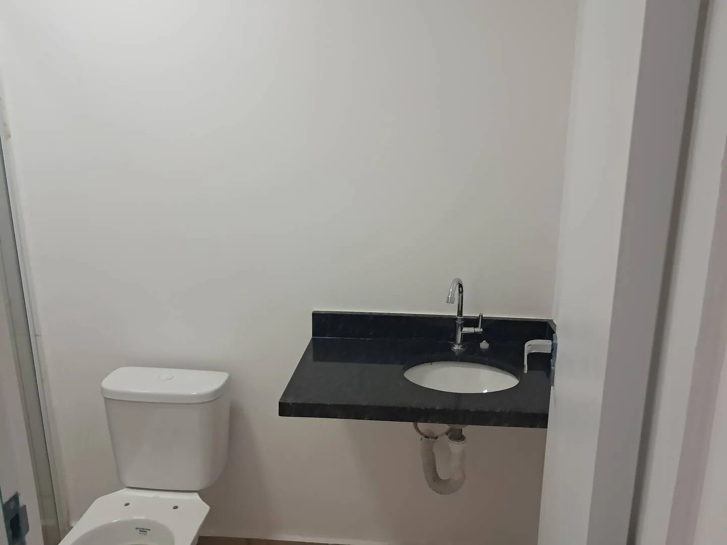 Imagem Studio à venda na Avenida Montemagno.