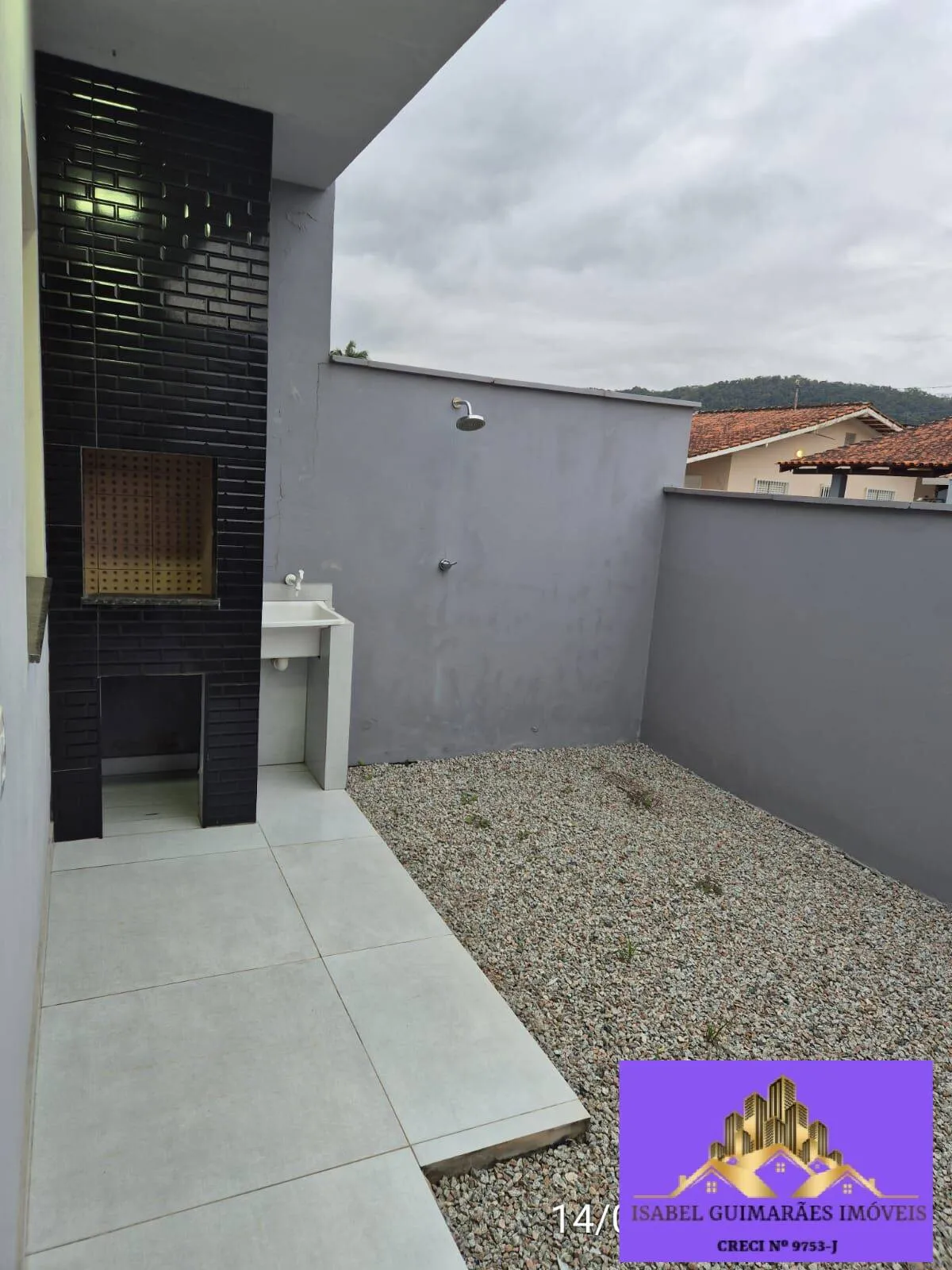Foto do imóvel: Alugo Casa Geminada, 02 Quartos 02 Banheiros, no Gravatá de Navegantes