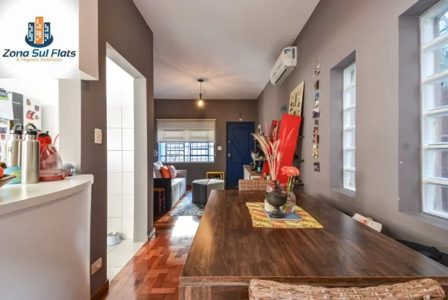 Imagem Casa à Venda em Pinheiros Com 2 Dormitórios e 1 Vaga
