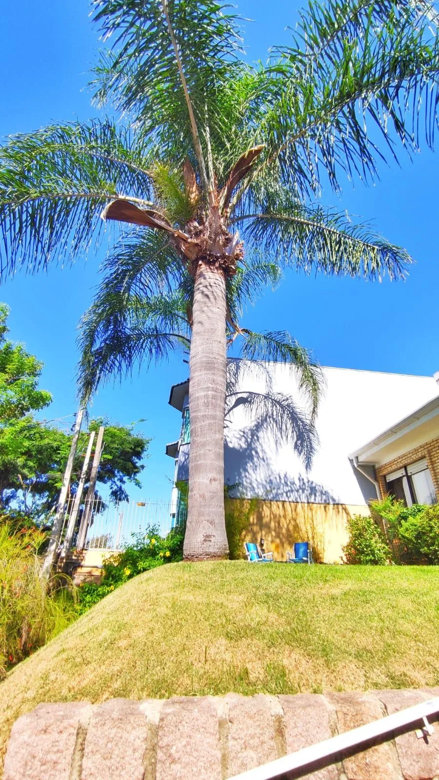 Imagem Casa com 4 Quartos e 2 banheiros e 2 Suites à Venda, 153 m² por R$ 990.000
