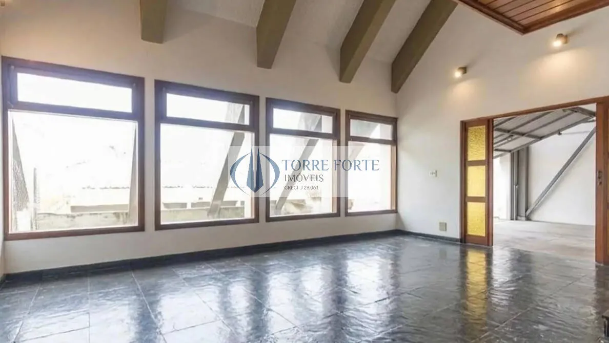 Imagem Casa espaçosa 400 m² 5 dormitórios 2 suítes 4 banheiros 4 vagas de garagem