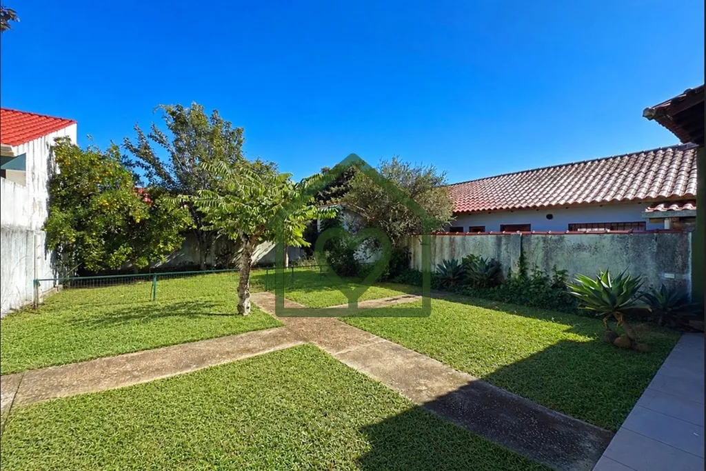 Imagem Está excelente casa destaca-se pelo conforto, amplitude e excelente distribuição dos ambientes, i...