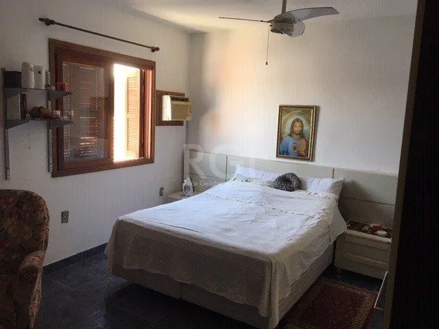 Imagem Casa para Venda - 140m², 3 dormitórios, 2 vagas - Hípica