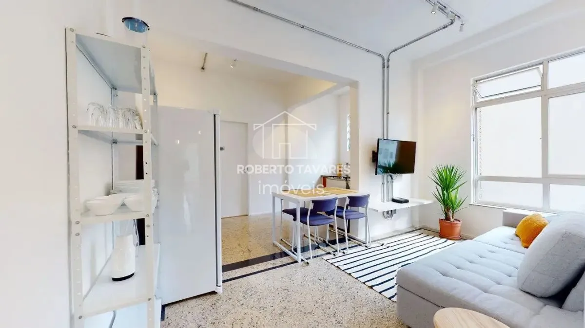 Imagem Apartamento mobiliado, com 4 dormitórios, 2 suítes, 1 vaga de garagem e 4 banheiros, bem localizado. Fica próximo ao Shopping Frei Canneca.