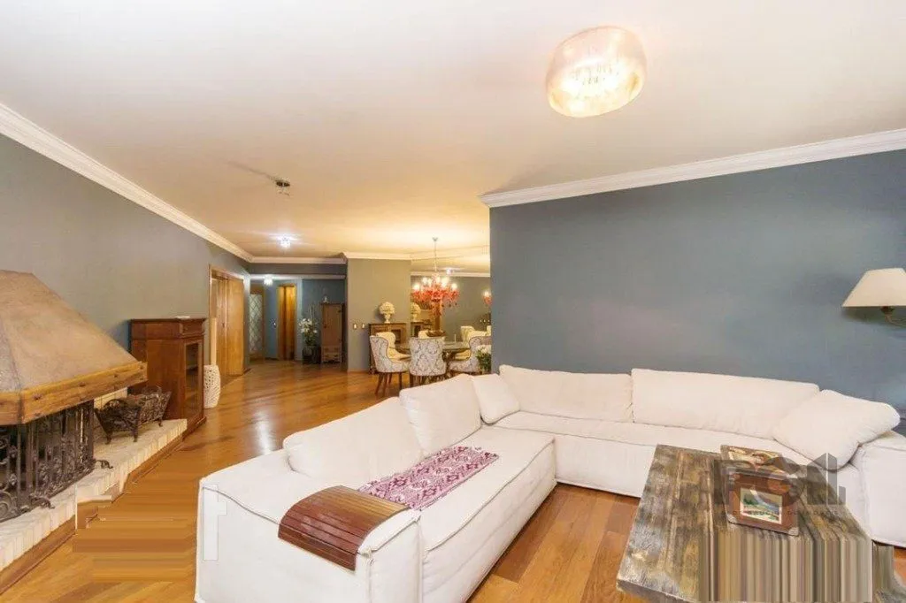Imagem Vende-se luxuoso apartamento 3 quartos com suíte, com dependência completa, 2 vagas cobertas, próximo da Encol - 204m² - Bela Vista