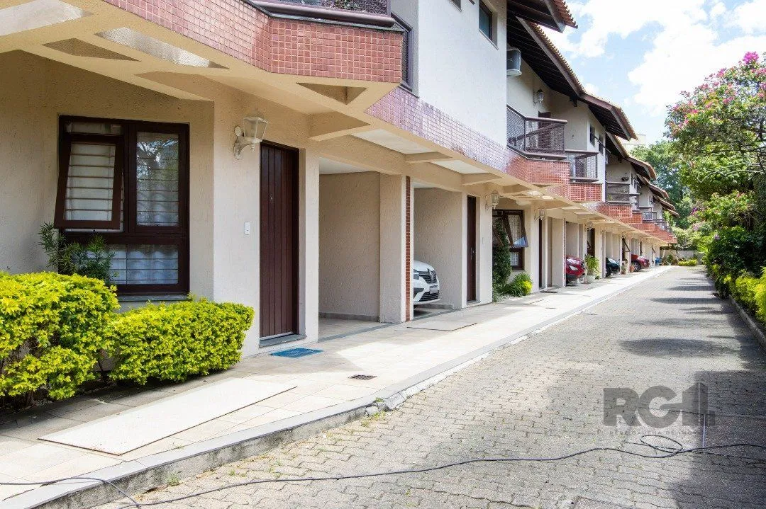Imagem Casa Condominio para Venda - 139m², 3 quartos, 1 suite, 1 vaga - Cavalhada