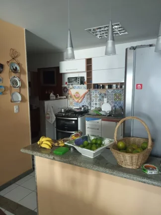 Imagem Condominio De Frente Para Mar Com Apartamento Primeiro Andar Com Vista Lateral