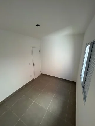 Imagem Casa 2 Dormitórios na Região do Alto da Boa Vista- Sorocaba/SP