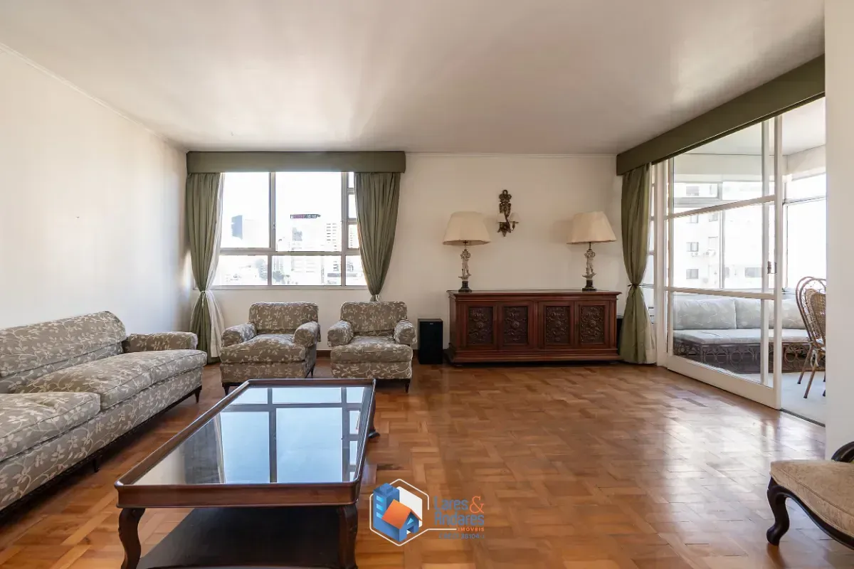 Imagem Apartamento para venda em Morro dos Ingleses com 3 quartos, sendo 1 suíte, 220m²