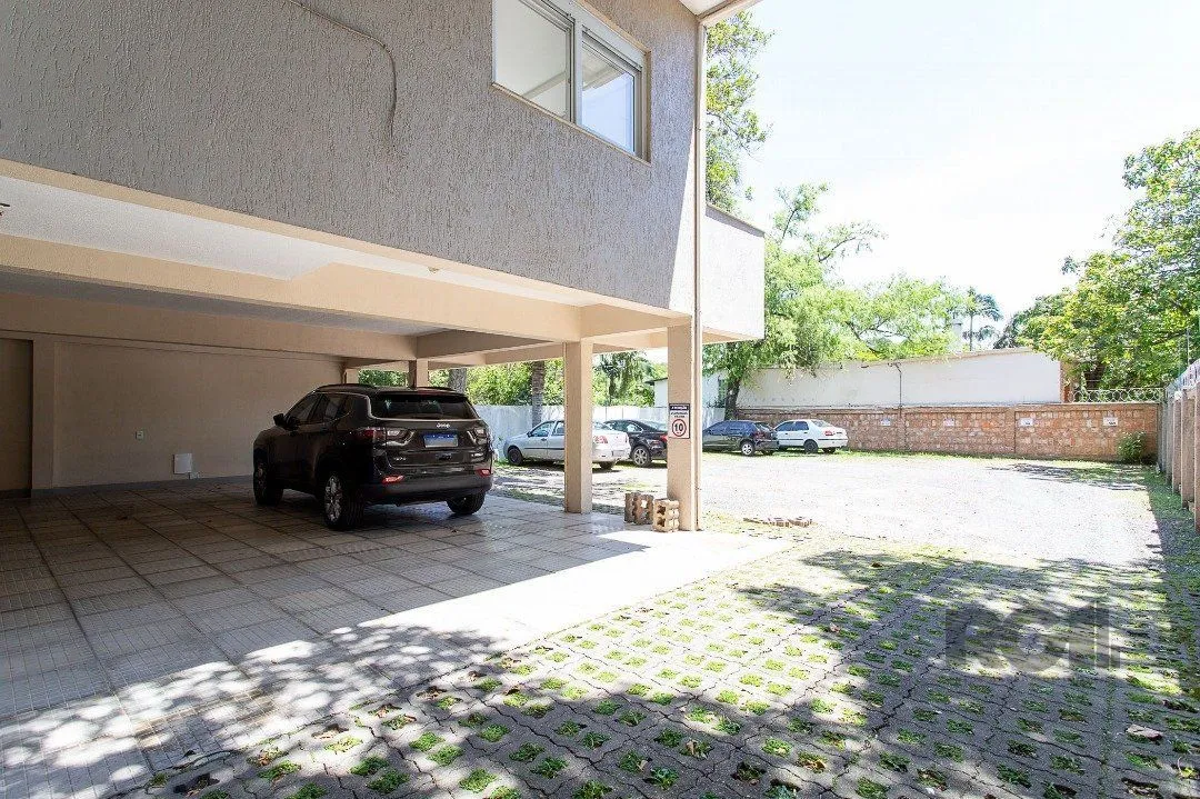 Imagem Apartamento com uma cobertura horizontal com 329,10 m² privativos com suíte