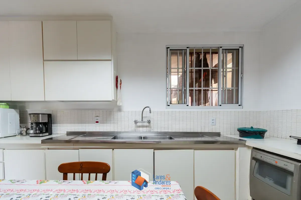 Imagem Casa para venda em Pacaembu com 4 quartos, sendo 3 suítes, 400m²