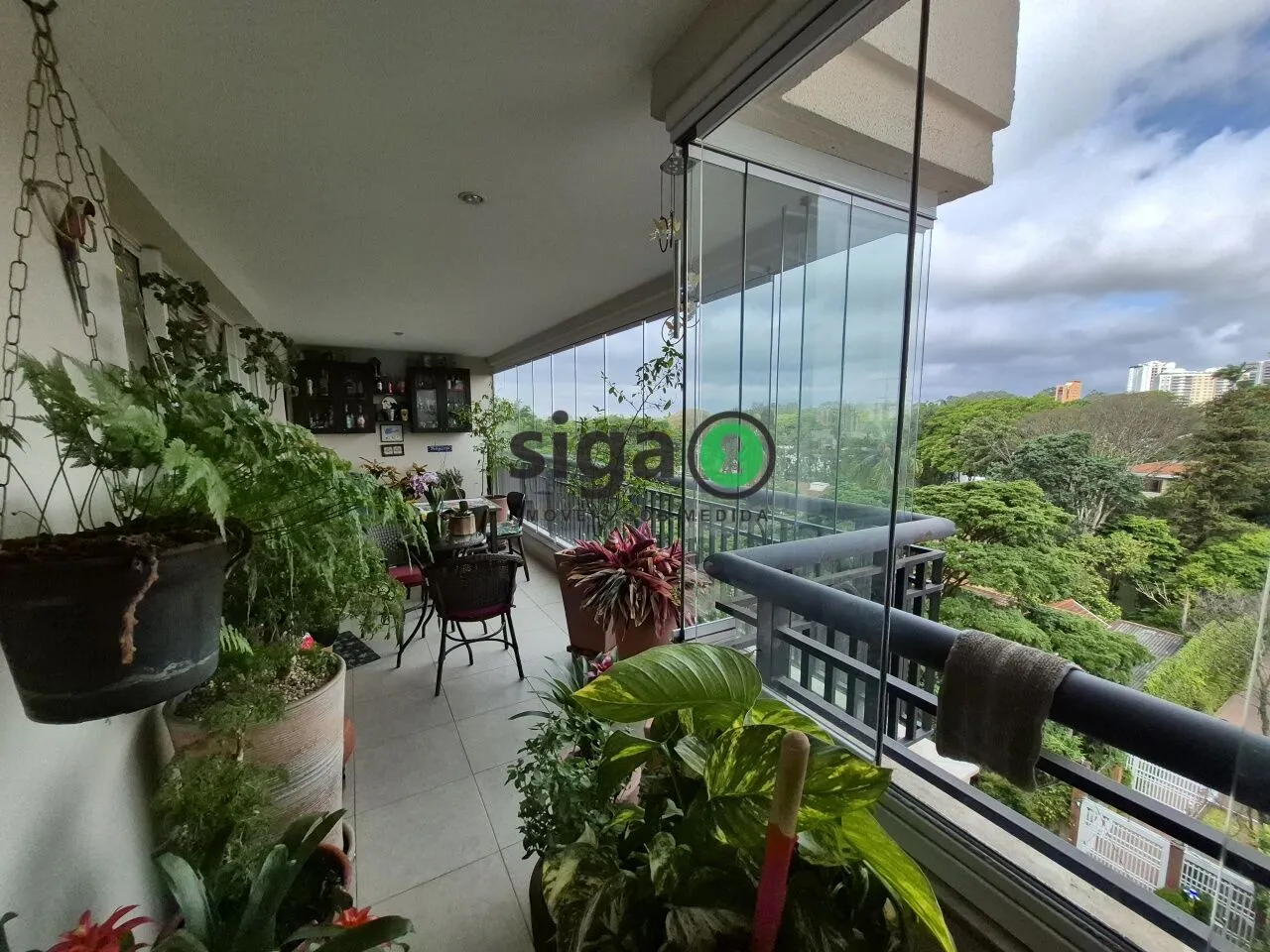 Imagem Apartamento a venda no Alto da Boa Vista com 3 quartos
