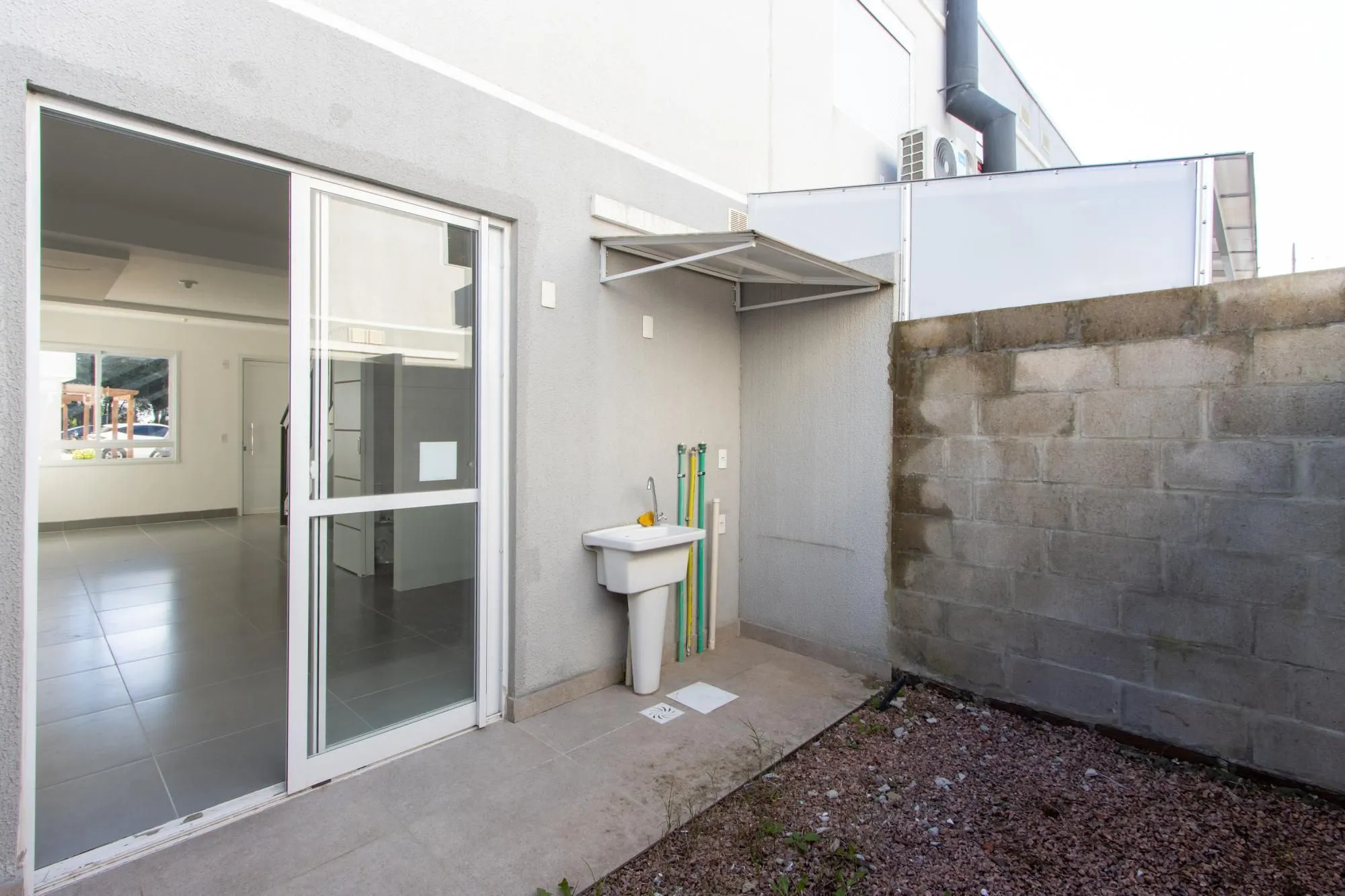 Imagem Casa de Condomínio com 2 dormitórios à venda, 88m² - Vila Nova