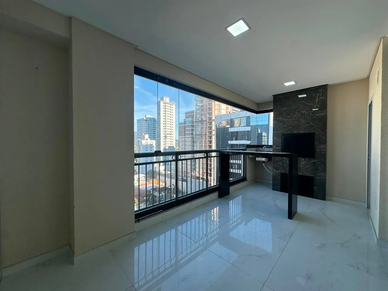 Imagem Apartamento à venda com 125m2 por R$ 2.010.000,00
