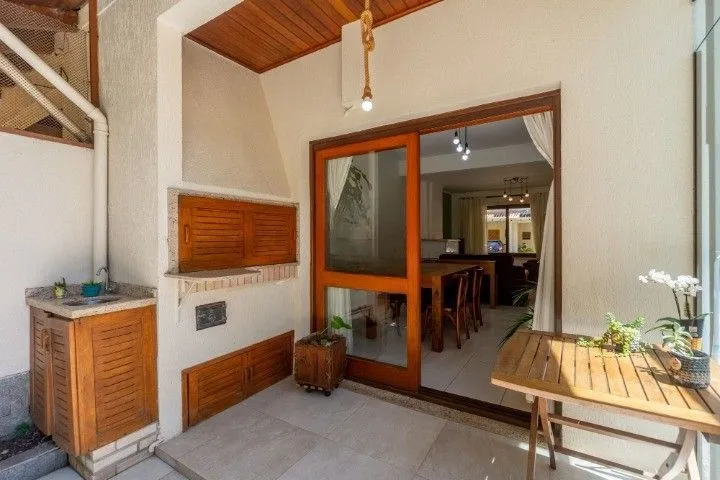 Imagem Casa de Condomínio em Cavalhada
