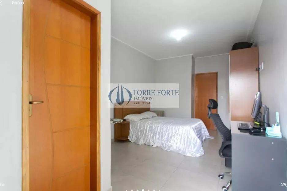 Imagem Maravilhoso Sobrado com 3 dormitórios no Jardim São Carlos 