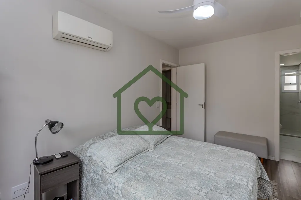 Imagem Apartamento com 71m² privativos, 2 dormitórios sendo 1 suíte, living para 3 ambientes, churrasque...