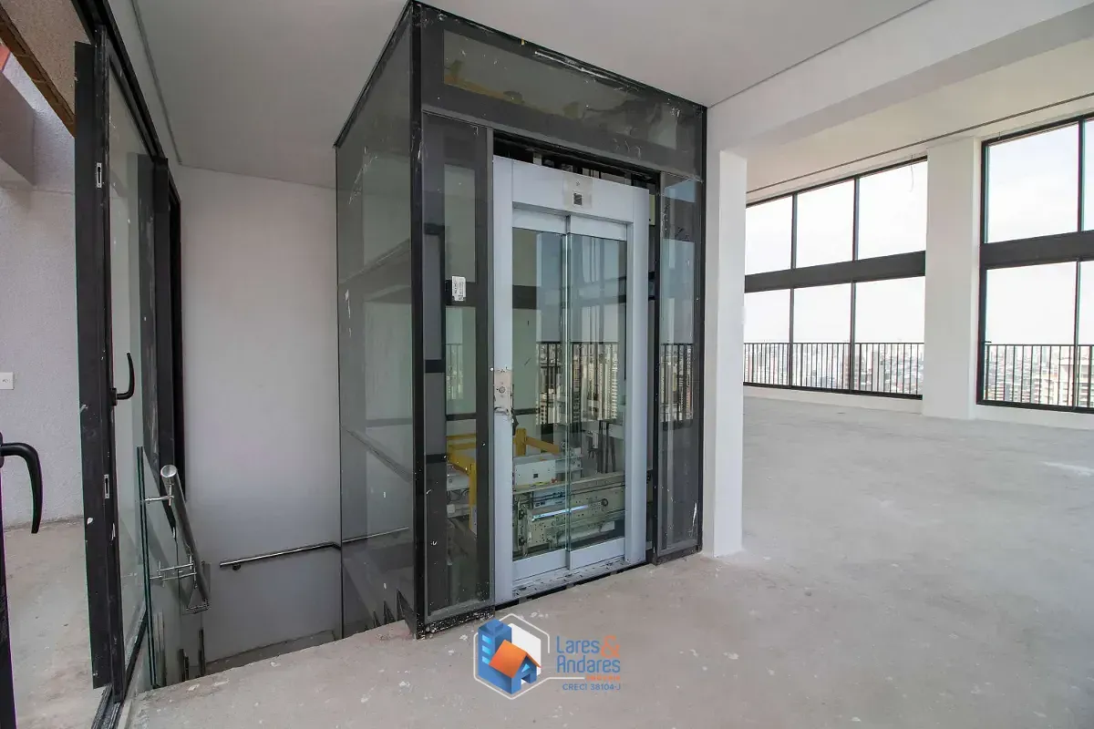 Imagem Cobertura para venda em Moema com 4 quartos, sendo 4 suítes, 688m²