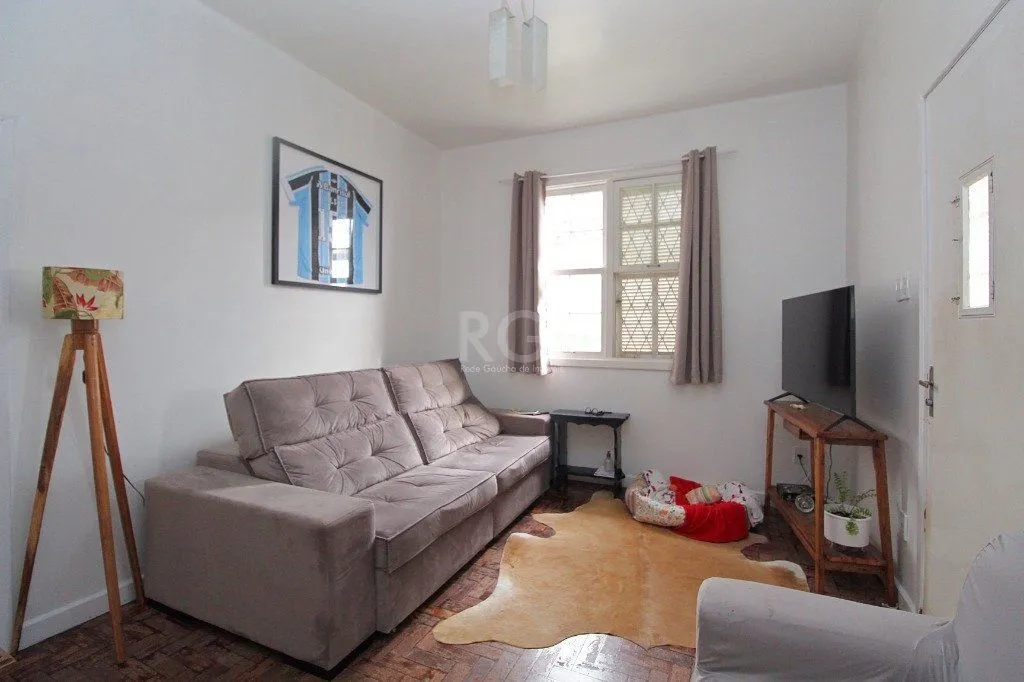 Imagem Casa para Venda - 264m², 3 dormitórios, 2 vagas - Santa Tereza