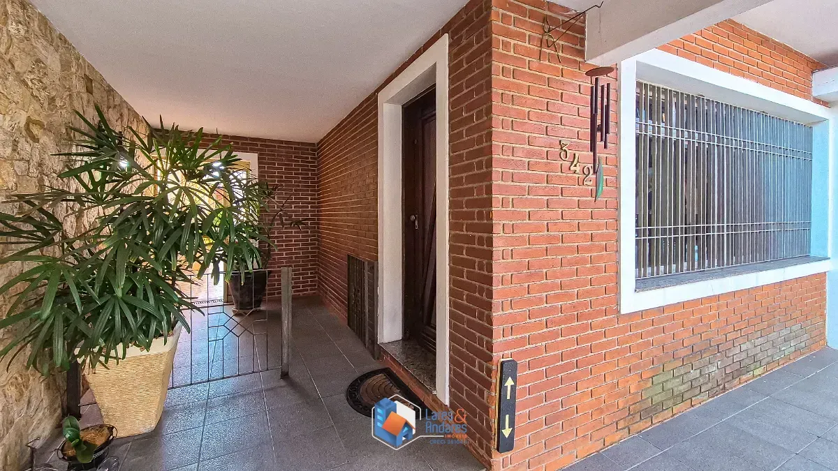 Imagem Casa para venda em Parque Novo Mundo com 5 quartos, sendo 2 suítes, 275m²