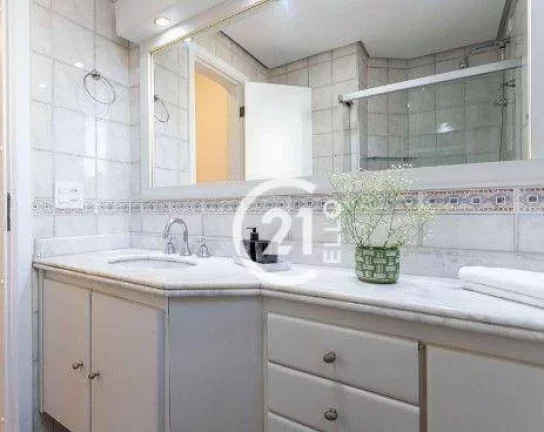 Imagem Apartamento com 4 dormitórios, 2 suítes, reformado - Vila Clementino