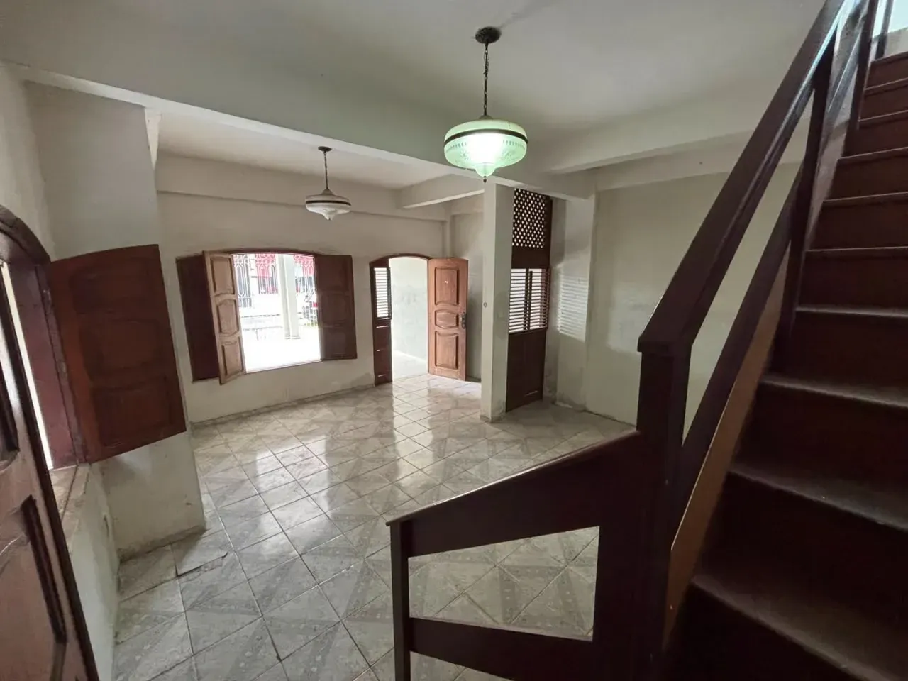 Imagem Casa com 4 Quartos à Venda, 200 m² em Marco - Belém