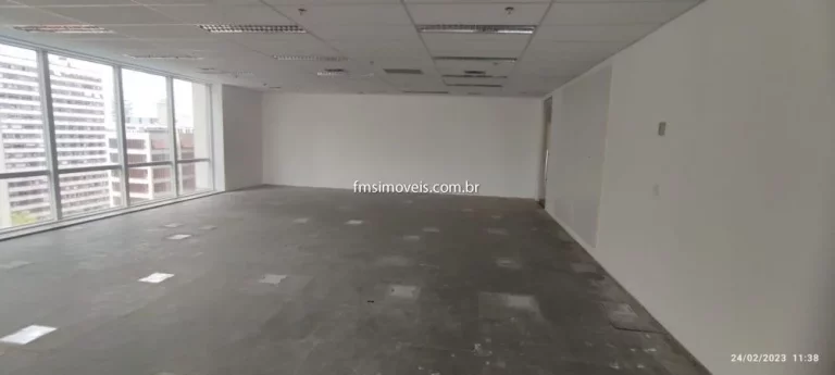 Imagem Espaço Comercial de Alto Padrão no Paraíso: 449m², 2 Banheiros e 12 Vagas de Garagem em São Paulo-SP