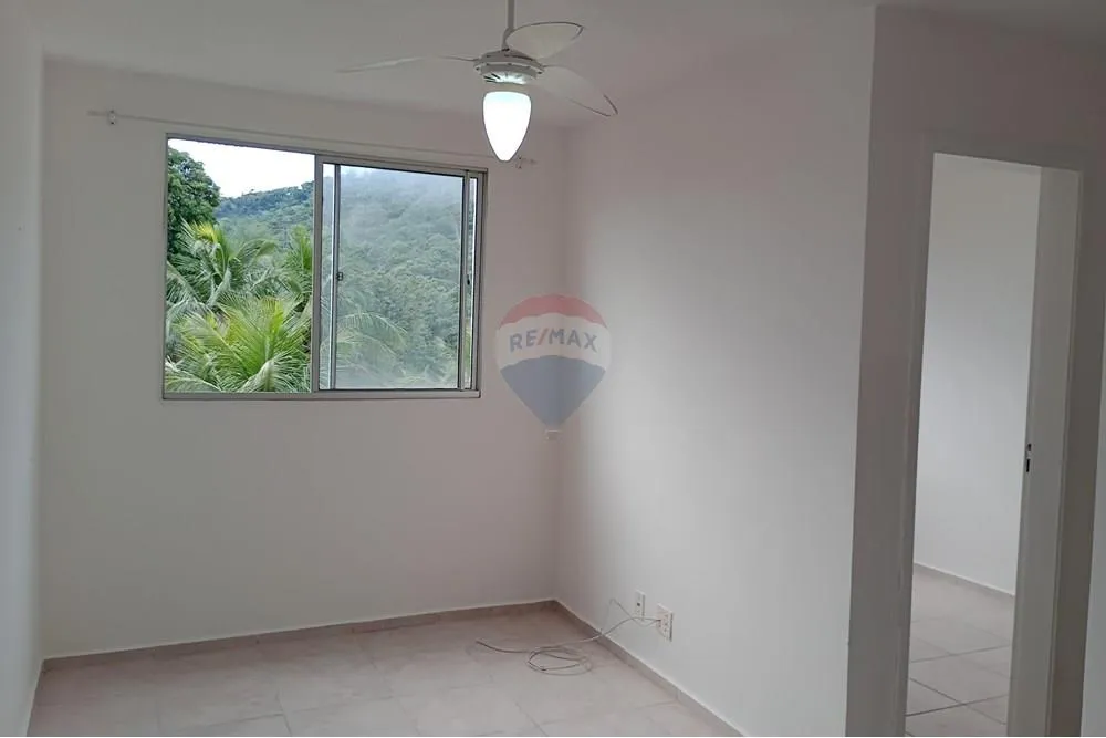 Imagem Apartamento com 2 quartos para venda em Guaratiba - RJ