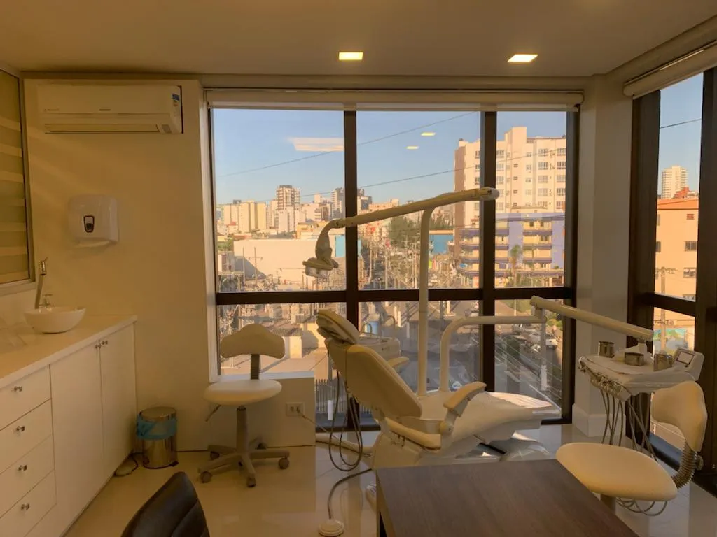 Imagem Sala comercial à venda em Torres, Centro, 49.06m2