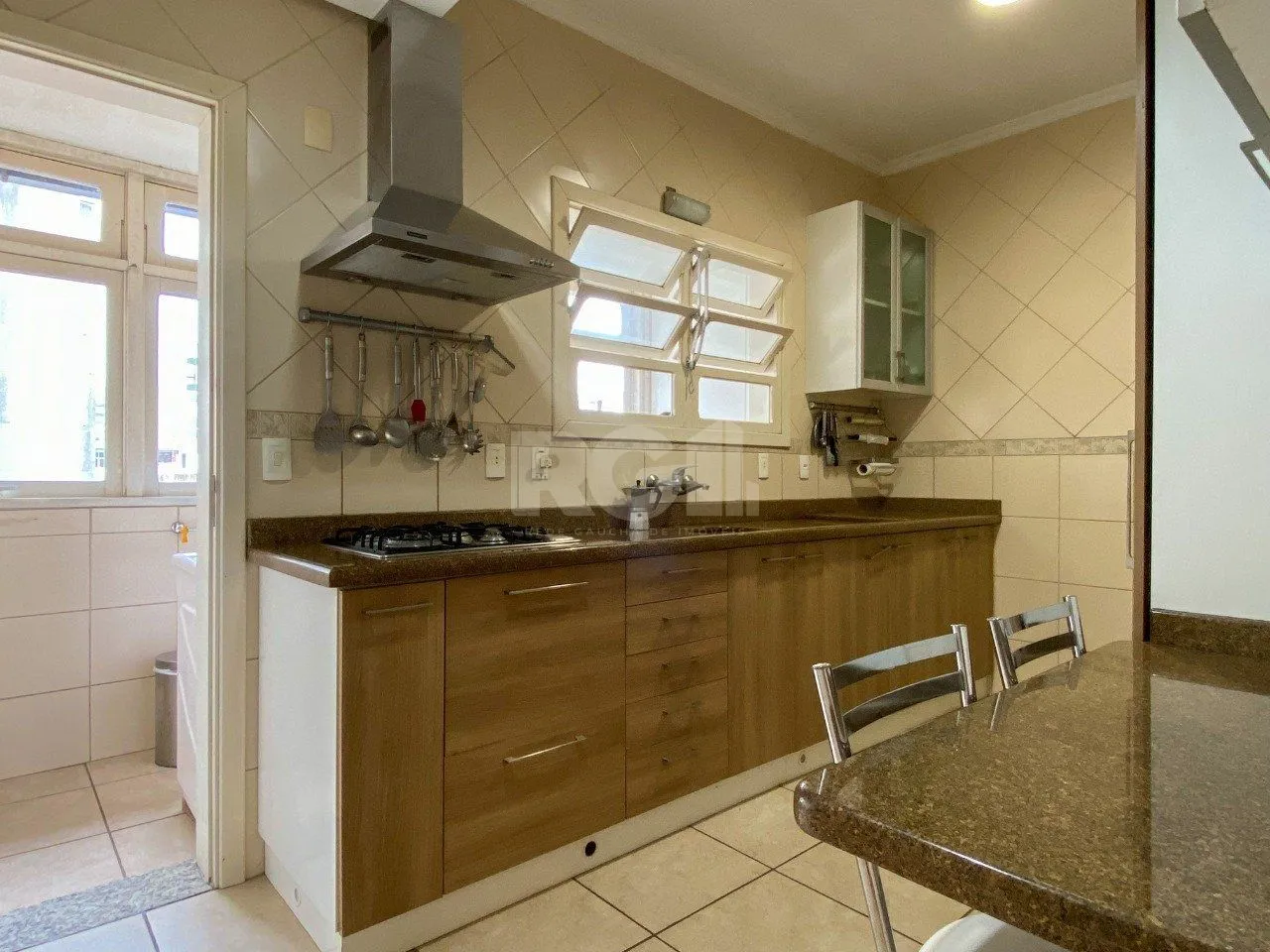 Imagem Casa para Venda - 350m², 2 dormitórios, sendo 2 suites, 2 vagas - Centro Histórico