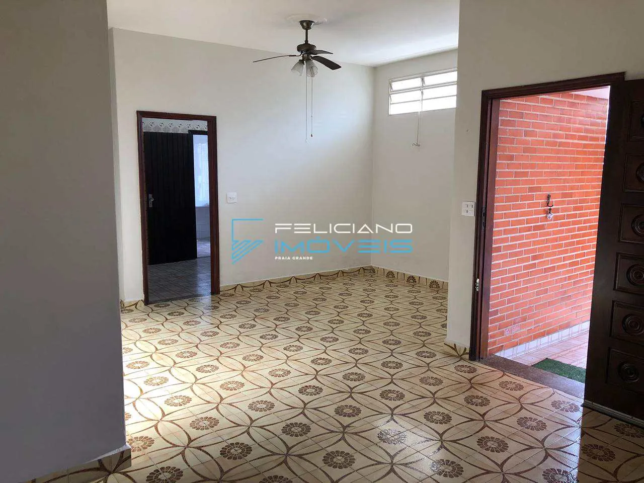 Imagem Casa com 5 quartos, Flórida, Praia Grande - R$ 951 mil, Cod: 5604