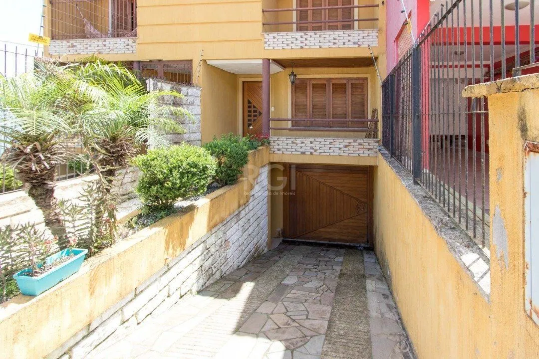 Imagem Casa para Venda - 204.75m², 3 dormitórios, sendo 1 suites, 3 vagas - Ipanema