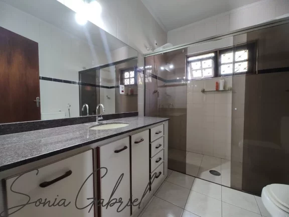 Imagem Chácara à venda em Valinhos-SP: 4 quartos, 2 salas, 4 banheiros e 280,00 m² de área no bairro Chácaras São Bento!