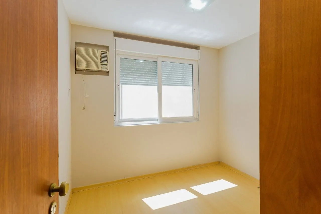 Imagem Cobertura charmosa com terraço e 2 vagas no Petrópolis